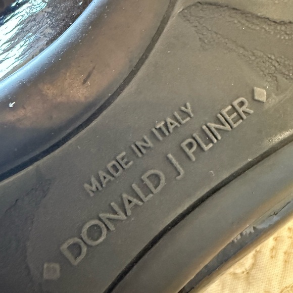 COUTURE Donald J Pliner MADE IN ITALY patent leather loafers like new 7.5 - Picture 3 of 5